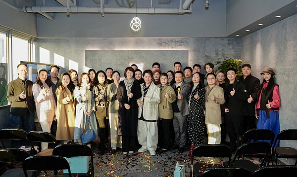 d8054a0f15e745729246b3dc624c2005~tplv-tt-shrink:640:0.image?lk3s=06827d14&traceid=2026010820591227DCA091D4F257F1C4D9&x-expires=2147483647&x-signature=ZpqpW8YPwZLP1Rs1TbRnwtWCtHA%3D