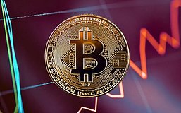 强势反弹突破7.6万美元 美伊冲突中BTC何以走出独立行情